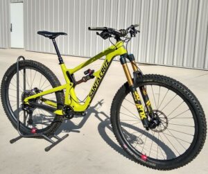 Medium 2018 Santa Cruz Hightower LT CC Carbon Mountain Bike
