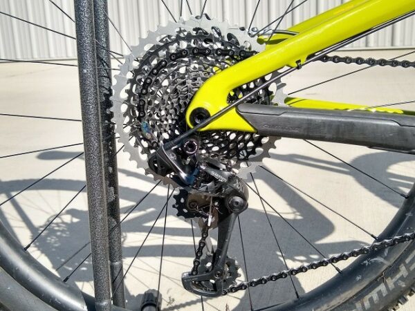 Medium 2018 Santa Cruz Hightower LT CC Carbon Mountain Bike