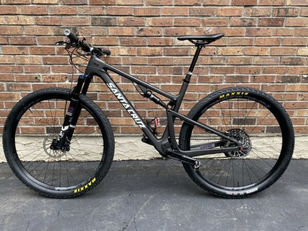 Santa Cruz Blur - 2019 Large - Carbon C, S-Build Mountain Bike