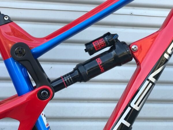 Intense Cycles 2019 Carbine 29 Pro carbon fiber mountain bike, medium