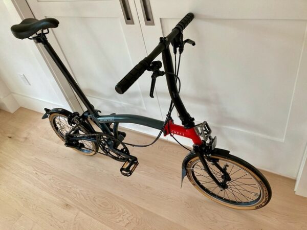 Brompton CHPT3 SL2-X Titanium Folding Bike with B&W Travel Case + Extras