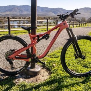 2021 Fezzari Carbon Fiber Delano Peak Mountain Bike