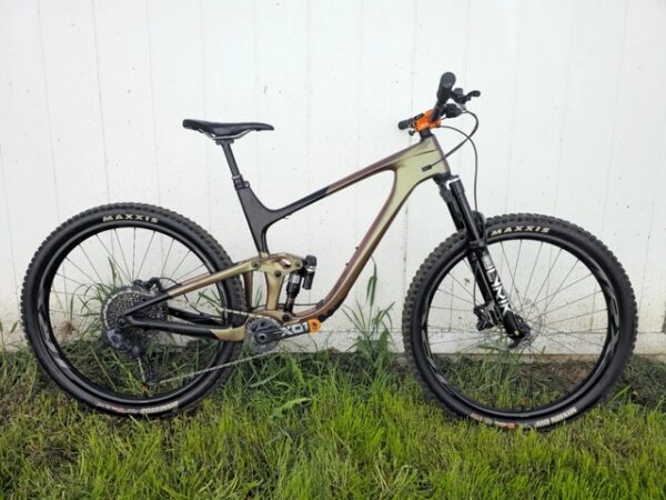 2024 Giant Trance X Advanced Pro 29 SE