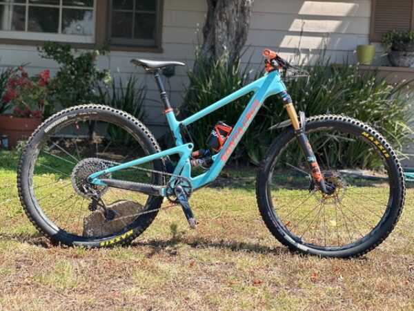 2022 Santa Cruz Tall Boy mountain bike