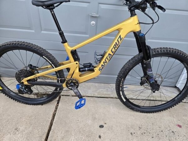 2022 Santa Cruz Bronson CS Build