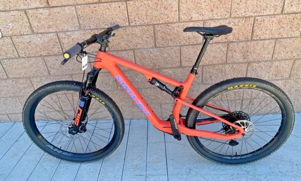 2022 Santa Cruz Blur 4 C 29 R KIT TR Salmon Carbon - Image 2