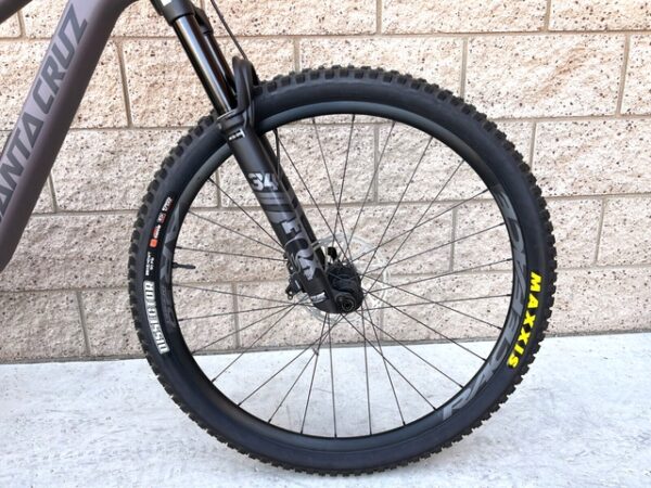 2024 Santa Cruz Tallboy 5 C 29 S Kit Full Suspension Downcountry Carbon Mountain Bike - Image 2