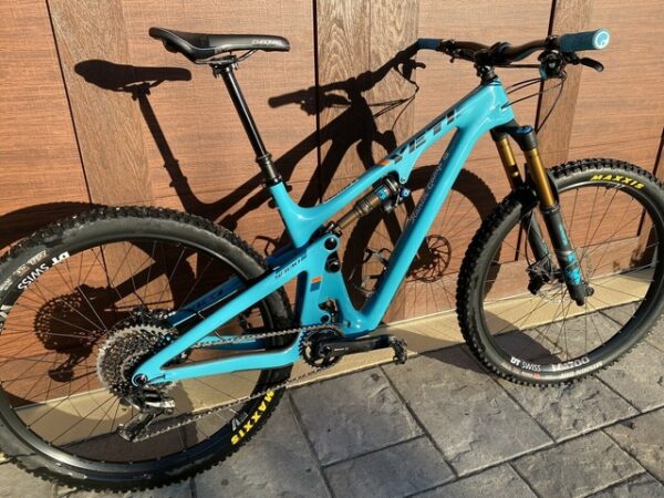 2018 Yeti SB130 Lunch Ride Turq Carbon Mountain Bike Large 29 - Image 2