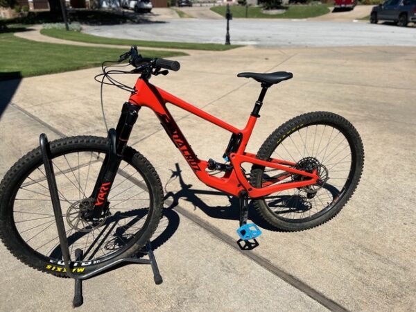 2021 Santa Cruz Hightower Mountain Bike Carbon C Large 29 - Image 3