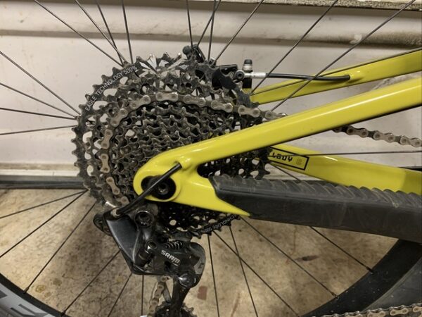2019 Santa Cruz Tallboy 4 Carbon S Build Medium - Image 3