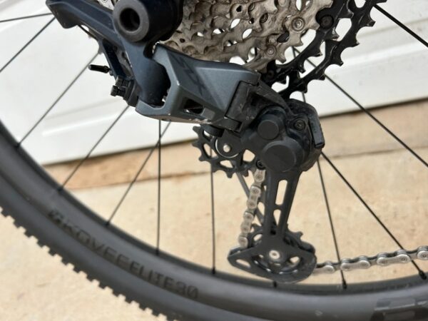 2021 Trek Supercaliber - Image 5