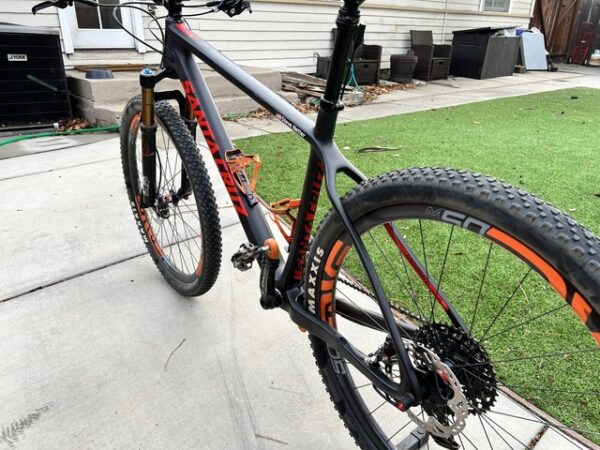 2015 Santa Cruz Highball C 27.5 Mountain Bike Size Large - Image 6