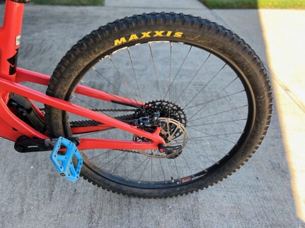 2021 Santa Cruz Hightower Mountain Bike Carbon C Large 29 - Image 8