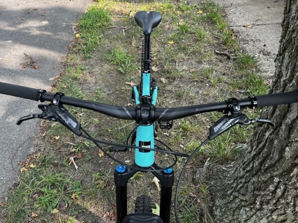 2019 Santa Cruz Bronson C Large Mountain Bike - Image 8