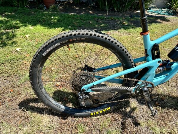 2022 Santa Cruz Tall Boy mountain bike - Image 9