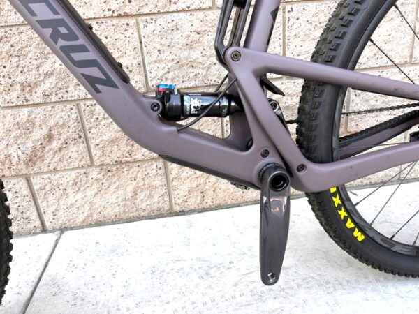 2024 Santa Cruz Tallboy 5 C 29 S Kit Full Suspension Downcountry Carbon Mountain Bike - Image 10