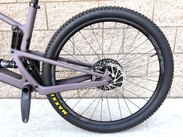 2024 Santa Cruz Tallboy 5 C 29 S Kit Full Suspension Downcountry Carbon Mountain Bike - Image 11