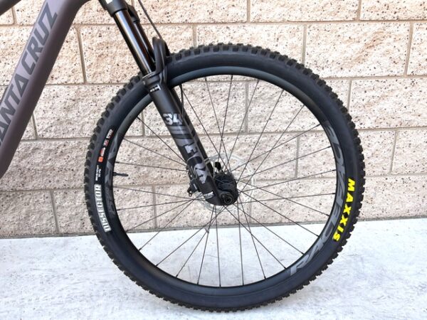 2024 Santa Cruz Tallboy 5 C 29 S Kit Full Suspension Downcountry Carbon Mountain Bike - Image 14